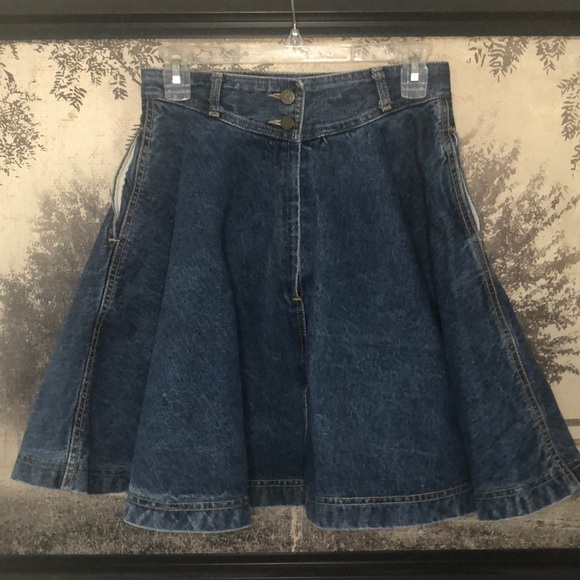 Guess by Marciano Dresses & Skirts - Vintage Skater Marciano Guess High Waisted Skirt